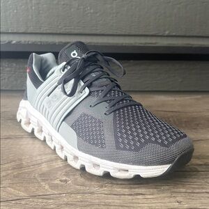 On Cloud Cloudswift Glacier Cobalt Men’s Running  Sneakers size 11